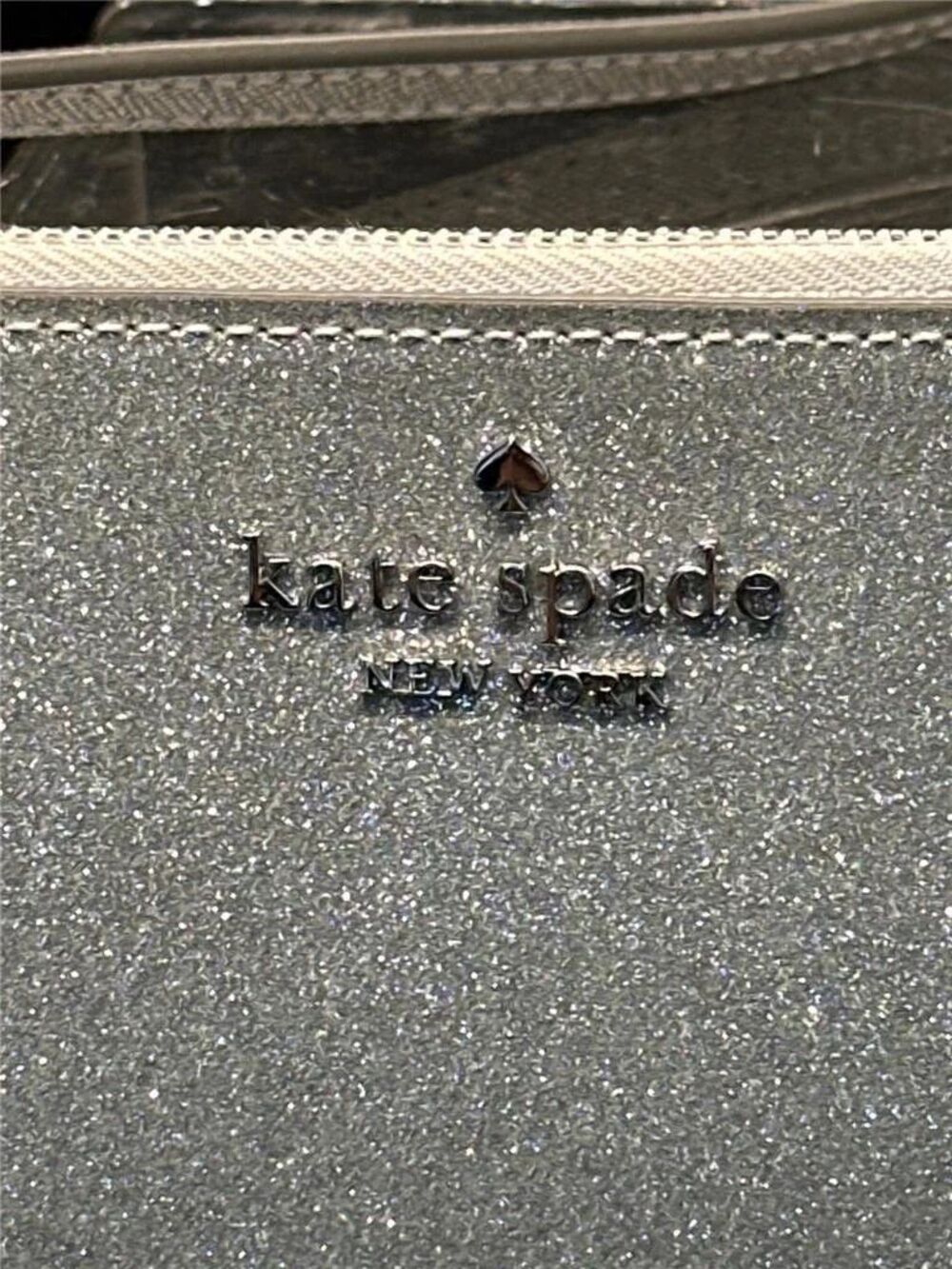 Kate Spade Medium L-Zip Wristlet Glitter Lunar Light Lucy KE454 NWT - Picture 4 of 5